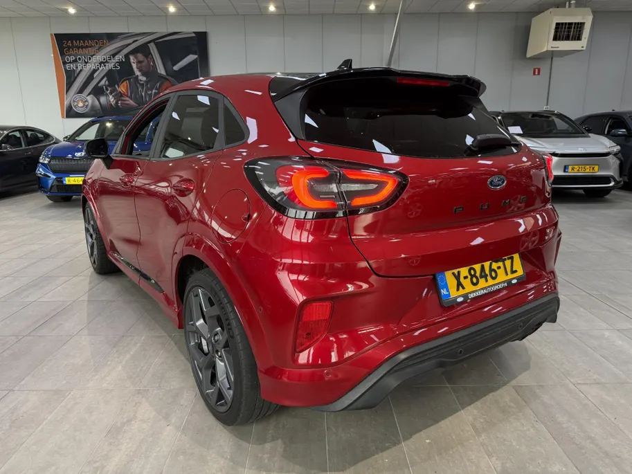 Ford Puma 1.5 EcoBoost ST-X 200 pk Performance Pack - Recaro sportstoelen - Navigatie - B&O Premium Audio - Winter Pack - Fantastic Red
