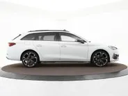 CUPRA Leon Sportstourer 1.4 245pk DSG e-Hybrid VZ Adrenaline · Panoramadak · Camera · Keyless · Stuur- & Stoelverwarming · Parkeer assistent · Elek. Bestuurdersstoel + Geheugen ·