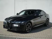 Alfa Romeo Giulia 2.0 Turbo 280 PK Competizione Q4 AWD | Harman | Veloce | 19'