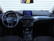 Ford Focus 1.0 EcoBoost Active Business | Trekhaak | Panoramadak | Stuur-/stoel-/voorruitverwarming | Camera | Navi | 18' LM | LED | Cruise adapt. | B&O audio | Zeer nette auto!! |