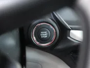 Suzuki Swift 1.2 Select Automaat | Nu € 2.200,- KORTING | Stoelverwarming | Lichtmetalen velgen | meerprijs kleur € 699,-