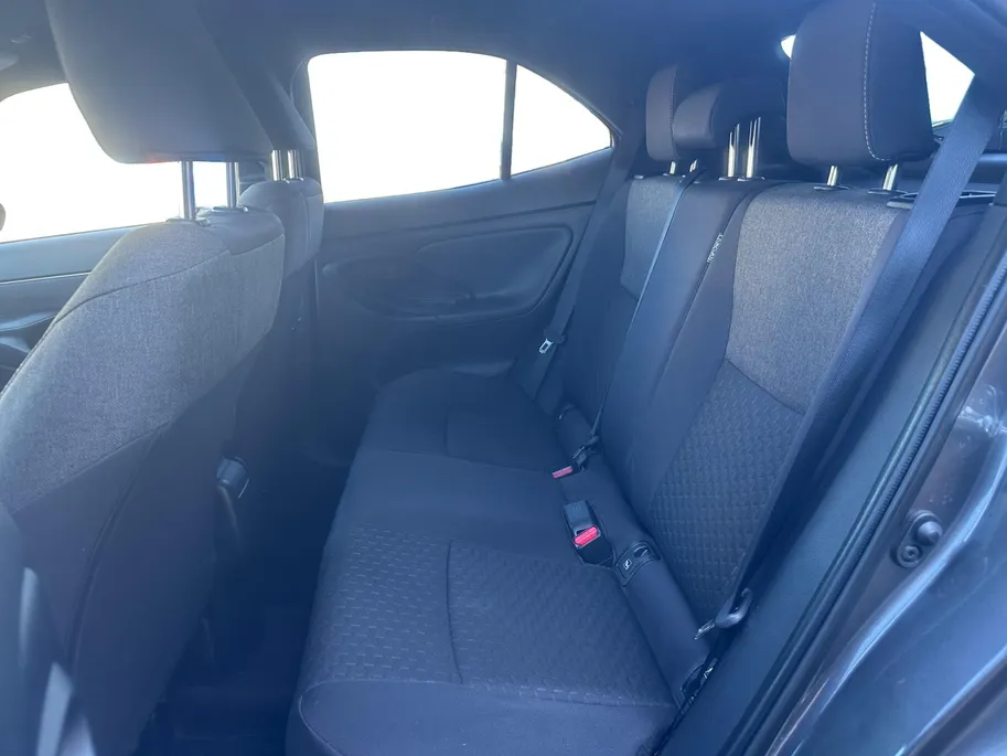 Toyota Yaris Cross 1.5 Hybrid 115 First Edition | CAMERA | CARPLAY | STOEL - STUUR - VOORRUITVERWARMING |