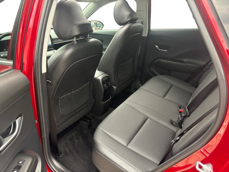 Hyundai Kona 1.6 GDI HEV Premium Sky | Full options! | Navi | Leder | Stoelverwarming en koeling