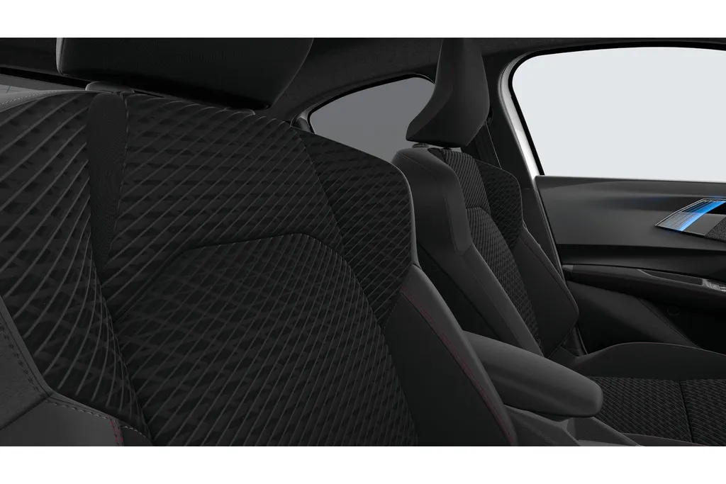 Renault Clio 1.2 TCe 115 techno | OP VOORRAAD!!! OP = OP NU MET €1.000,- INTRODUCTIEVOORDEEL!!!