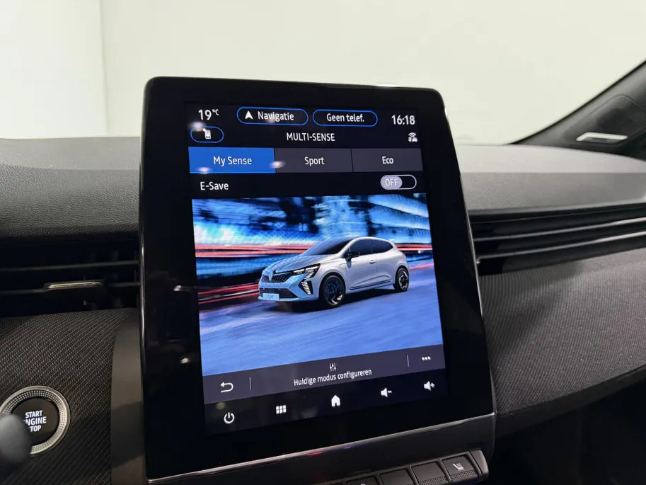 Renault Clio 145PK E-Tech Full Hybrid Esprit Alpine Automaat | Stoelverwarming | 9,3' Navi | Bose Audio | Climate Control | Apple CarPlay/Android Auto | Adaptive Cruise Control | Digital Cockpit | Full LED |