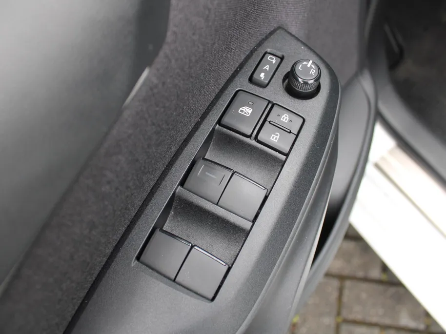 Mazda 2 Hybrid 1.5 Select | Airco | 16' LM | Android / Apple carplay | PDC | Camera | Keyless |