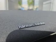 Volvo EX30 Single Motor Extended Range Ultra 69 kWh | Zeer compleet | Panoramadak | Harman Kardon Audio | 360 graden camera | Stoel & stuurverwarming | Bovag garantie | NAP