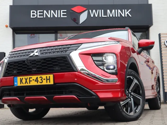 Mitsubishi Eclipse Cross 2.4 PHEV Executive AdaptiveCruise | Apple/AndroidAuto | AllSeasons