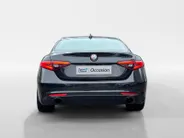 Alfa Romeo Giulia 2.0T B-Tech | 200PK | 19 INCH | AD.CRUISE | CAMERA | STOEL & STUURVERWARMING | CARPLAY |
