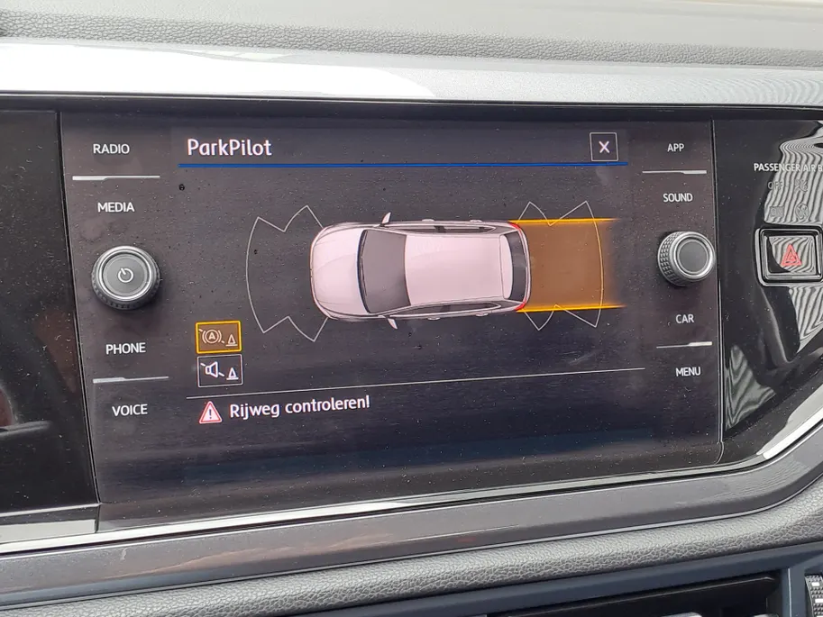 Volkswagen Polo 1.0 TSI Highline Business R | R-Line | Automaat | Adaptive cruise | Stoelverwarming | Apple Carplay | Andriod Auto