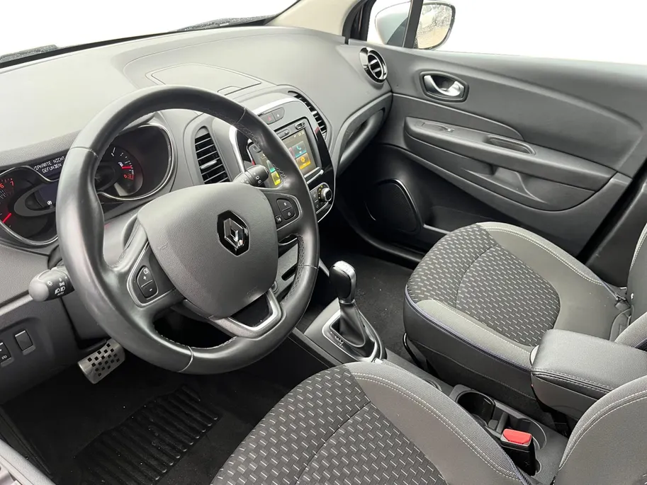 Renault Captur 1.3 TCe Intens *Automaat*Navi+Camera*Climate Control*Keyless Entry*Parkeersensoren*Zeer nette auto!