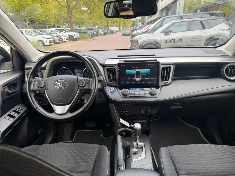 Toyota RAV4 2.5 Hybrid AWD Style Dealer onderhouden | 1650KG Trekkracht | Applecarplay / Android auto | Climate control | Cruise control |