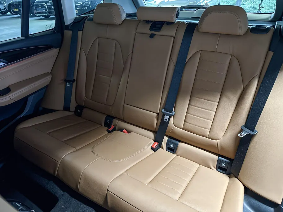 BMW X3 xDrive30e Business Edition Plus