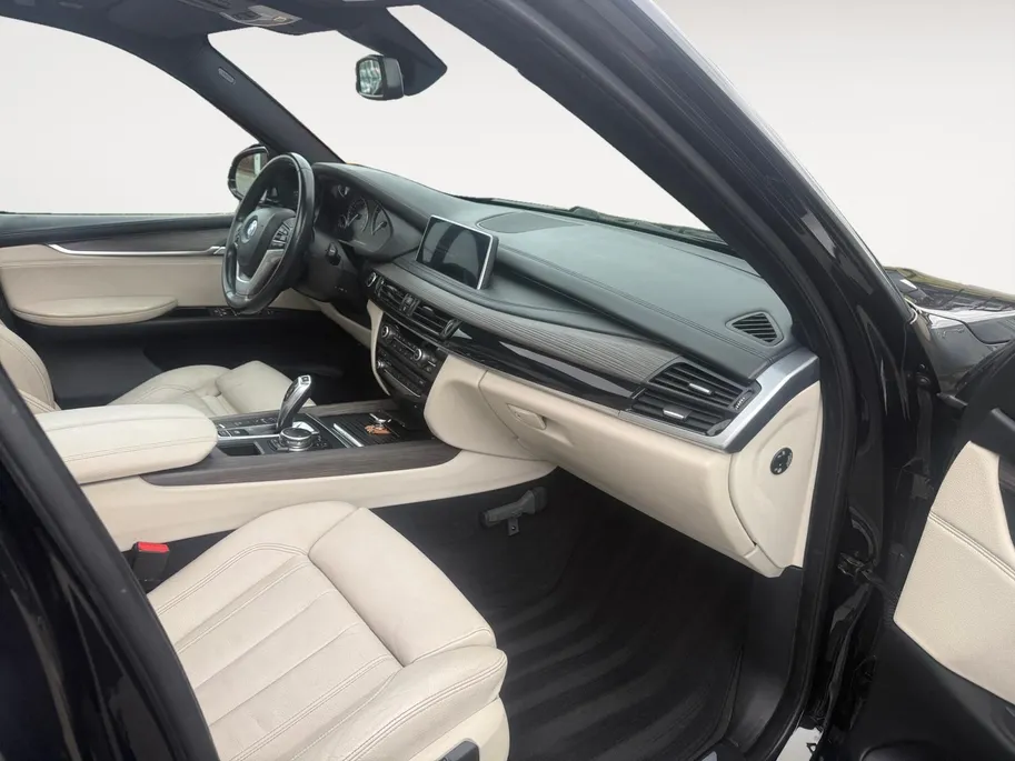 BMW X5 xDrive40e High Executive | Automaat | Schuif-kantel Dak | Harman Kardon | Trekhaak | Memory | Camera | Head Up Display | Cruise Control | Climate Control