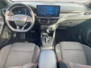 Ford Focus Wagon 1.0 EcoBoost Hybrid ST Line X |Winterpack | Driver Assistancepack | Afn. Trekhaak | Panoramadak | Adaptive Cruisecontrol | Dodehoekdetectie | Camera | 17' Lichtmetaal | B&O Audio |