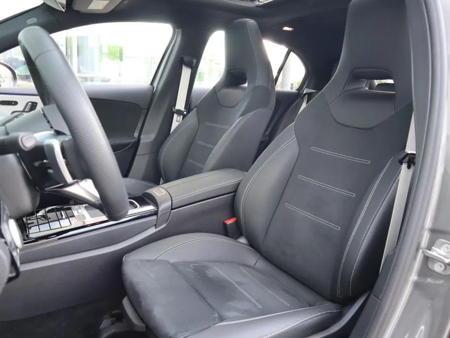 Mercedes-Benz A-Klasse 250 e Business Solution AMG