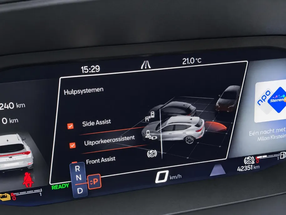 CUPRA Formentor 1.4e-Hybrid 180kW/245PK VZ · Panoramadak · Camera · Navigatie · Apple/Android Car Play · Stuur -& Stoelverwarming
