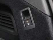 Audi A6 Avant 2.0 e-hybrid Quattro 299pk S edition Competition · 360 Camera · Inklap. Trekhaak · Bang & Olufsen Sound · Head-Up display · Dodehoeksensor · Garantie t/m 09-09-2030 of 100.000km