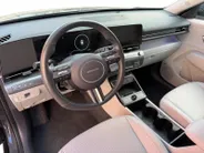 Hyundai Kona 1.6 GDI HEV Premium Sky | Schuif-/kanteldak | Navigatie | Apple Carplay/ Android auto |  360 camera | Stuur-/Stoelverwarming | Stoelventilatie | DEALER AUTO!!