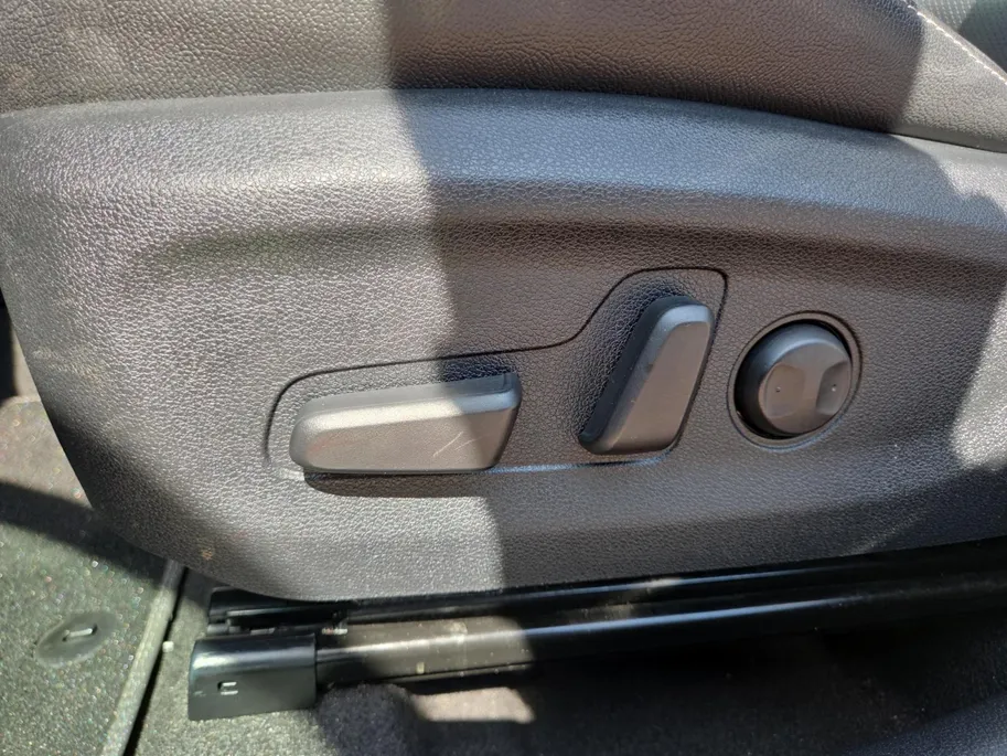 Kia Niro 1.6 GDi Hybrid ExecutiveLine | Zeer nette auto | Trekhaak | All-season banden | Navigatie | Apple CarPlay & Android Auto | Lederen bekleding | Lage km stand | NAP