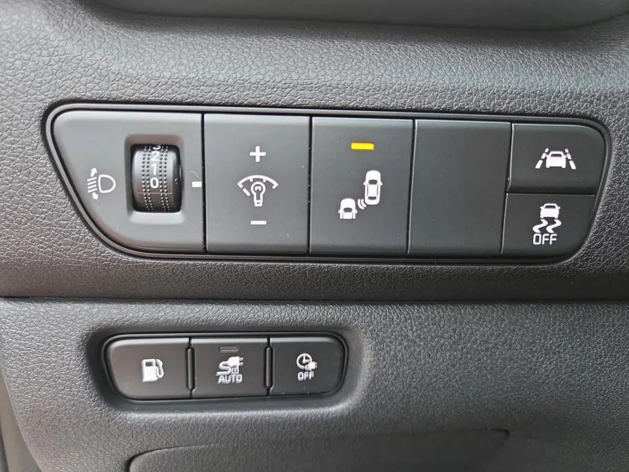 Kia Niro 1.6i PHEV DynamicPlusLine Automaat | Climate & (adaptieve) cruise control | Stoelverwarming | SOH 99,9% | Dodehoek Detectie | Carplay & Android Auto | Camera | Navigatie | 12 Maanden BOVAG Garantie | NAP