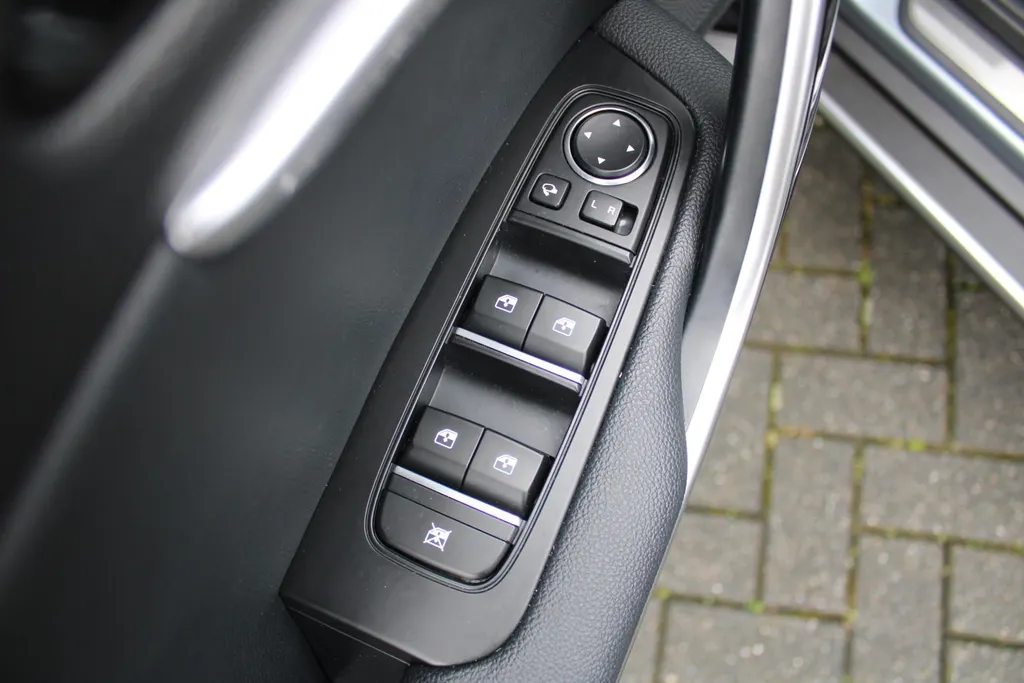Kia XCeed 1.0 T-GDi DynamicPlusLine | Airco | Navi | Cruise | Camera | 18' LM |