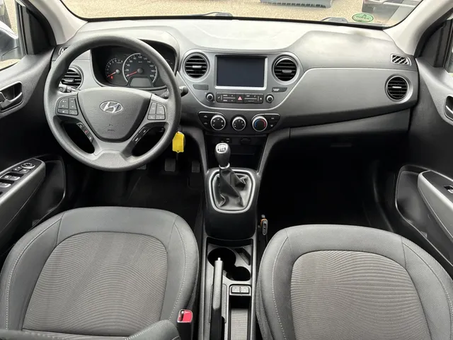 Hyundai i10 1.0i Comfort | All seasons