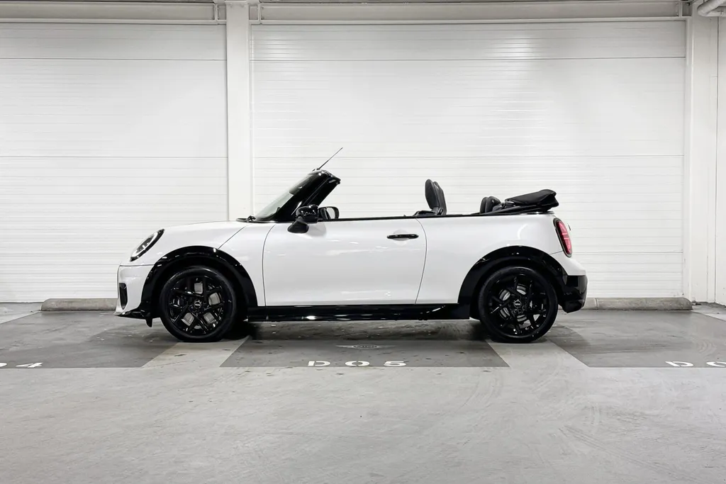 MINI Cooper Cabrio C John Cooper Works