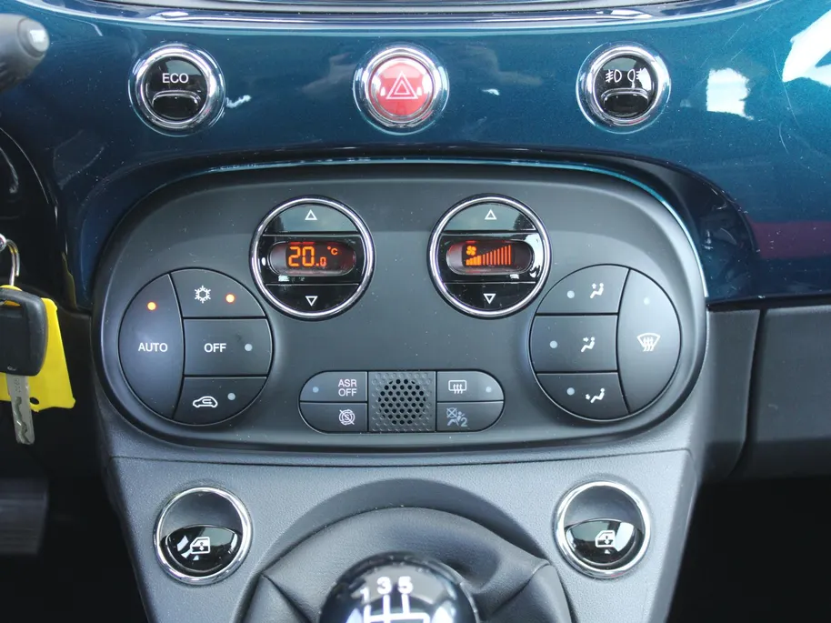 Fiat 500 0.9 TwinAir Turbo Lounge | Panoramadak | 16' LM | Navi | PDC | Cruise | Clima |