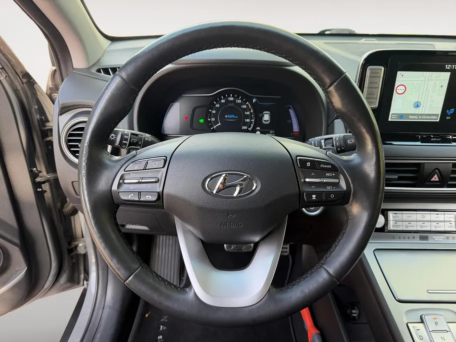 Hyundai Kona EV Premium 64 kWh HEAD UP DISPLAY | LEDEREN BEKLEDING | 455 KM ACTIERADIUS | ACC | DODEN HOEK DETECTIE | 12 MAANDEN BOVAG GARANTIE