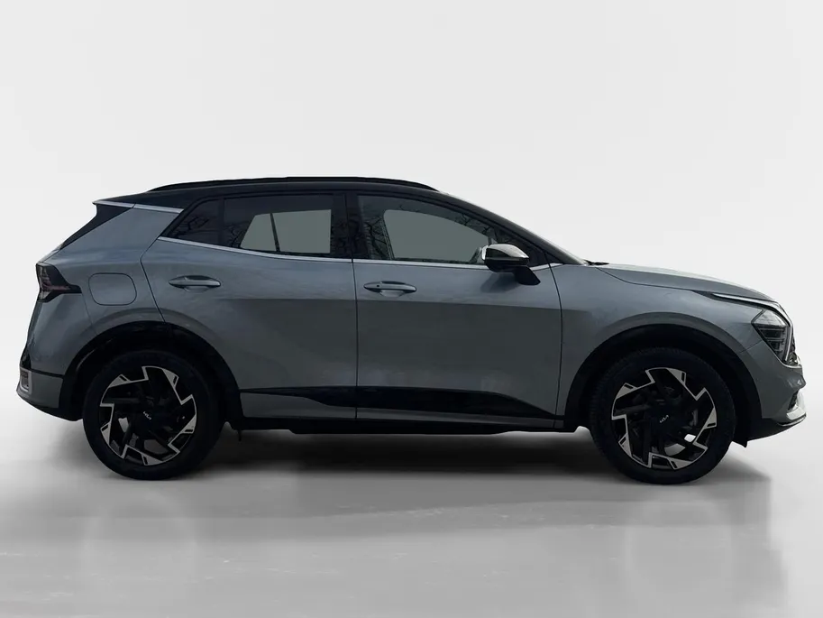 Kia Sportage 1.6 T-GDi Plug-in Hybrid AWD GT-Line | Panorama schuifdak | Camera | Stoel en Stuurwielverwarming | Elektrische achterklep | Navigatie | Adaptieve cruise control |