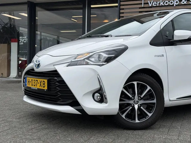 Toyota Yaris 1.5 Hyb. Design Sport