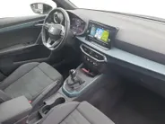 SEAT Arona Xperience | Climate control | Adaptieve cruise control | Camera | Apple CarPlay / Android  | Parkeersensoren voor en achter |