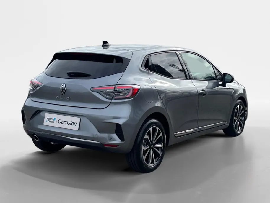 Renault Clio 90PK TCe GPF Techno | 9,3' Navi | Climate Control | Apple CarPlay/Android Auto | Camera | Cruise Control | Parkeersensoren | Full LED | Lichtmetalen Velgen | Digital Cockpit | Licht & Regen Sensor |