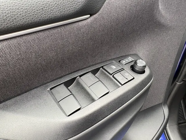 Toyota Yaris 1.5 Hyb. 130 Executive | Panoramadak | JBL | Blindspot