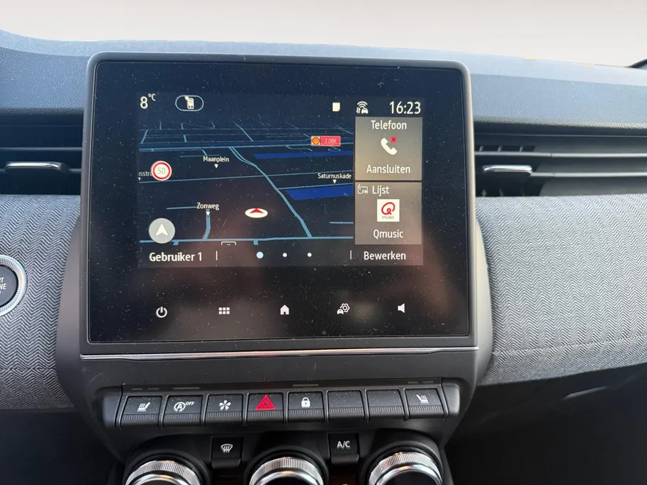 Renault Clio 1.0 TCE TECHNO NAVI AIRCO CAMERA CRUISE CONTROLE APPLE CARPLAY ANDROID AUTO 9.3 INCH SCHERM ZEER MOOIE AUTO PAS 3000KM
