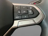 Volkswagen Passat Variant 1.5eTSI/150PK Elegance Business DSG · Trekhaak · Camera · Apple/Android Car Play · Navigatie · Dodehoeksensoren · Massage · Stoelverwarming ·