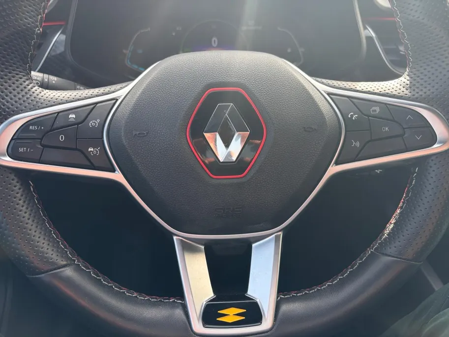 Renault Arkana 145PK E-Tech Hybrid R.S. Line Automaat | 1e eigenaar | 9,3' Navi | Camera | Climate Control | Adaptive Cruise Control | Stoel + Stuurwiel verwarming | Apple CarPlay/Android Auto | Parkeersensoren | Lichtmetalen Velgen |
