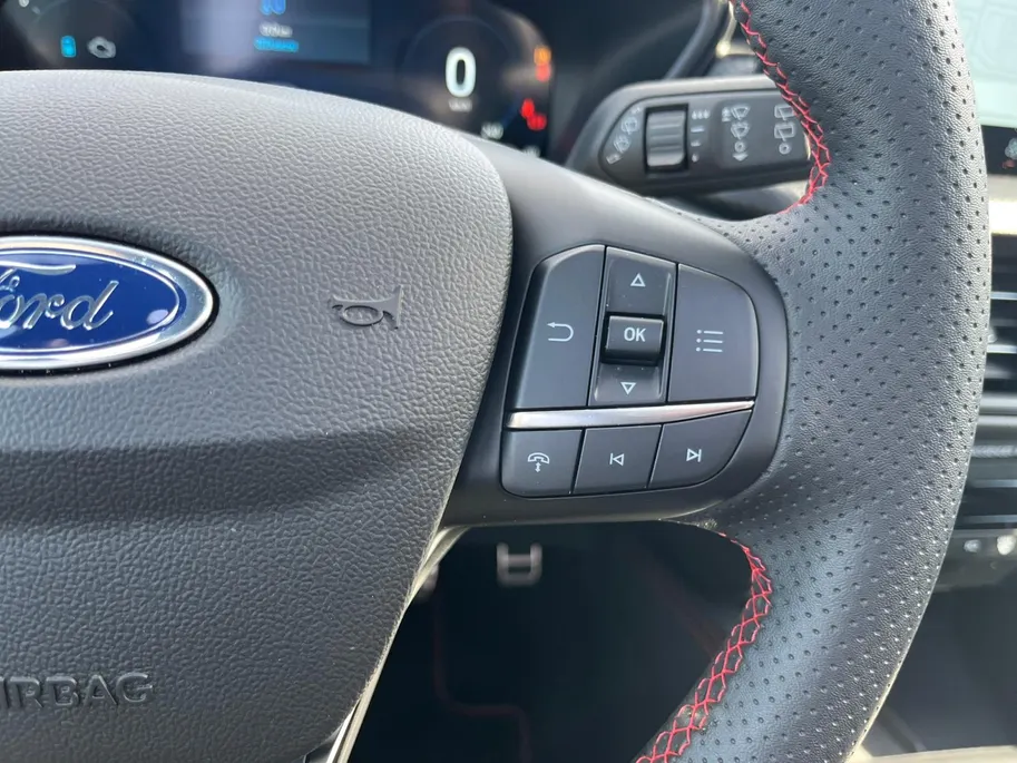 Ford Kuga 2.5 PHEV ST-Line X | Schuif/Kantel Dak | Adaptieve Cruise Control | Elek. Trekhaak | 2100 KG Trekgewicht | Winter Pack |