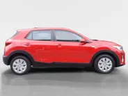 Kia Stonic 1.0i Turbo MHEV ComfortLine 100 PK | 1e Eigenaar | Airco | Bluetooth | Camera | Cruise control | Metallic lak | Fabrieksgarantie t/m 3-7-2031 | NAP