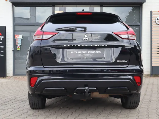 Mitsubishi Eclipse Cross 2.4 PHEV Executive | Trekhaak | Adaptive Cruise | 360 camera