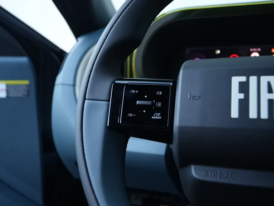 Fiat Grande Panda 1.2 Hybrid 100 PK La Prima | Navi | Camera | Carplay