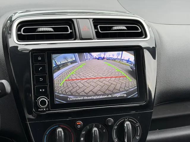 Mitsubishi Space Star 1.2 71pk CVT Dynamic | Cruise Control | Apple CarPlay | Android Auto | All Season