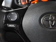 Toyota Aygo 1.0 VVT-i X First I Apple Carplay - Android Auto