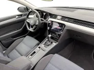Volkswagen Passat Variant 1.4 TSI PHEV GTE Business | Trekhaak | Camera | ADA | Stoel Verw |