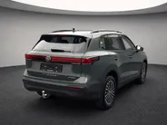 Volkswagen Tiguan 1.5 204pk DSG eHybrid Life Edition · Panoramadak · Camera · Wegklapbare Trekhaak ·  Apple/Android Car Play · Navigatie · 18'' Inch ·