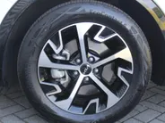 Kia Sportage 1.6 T-GDi Hybrid DynamicPlusLine | Stuur-/stoelverwarming | Elek. stoelverstelling + achterklep | Schuifdak | 18' LM | Matrix LED | Cruise adapt. | Camera |