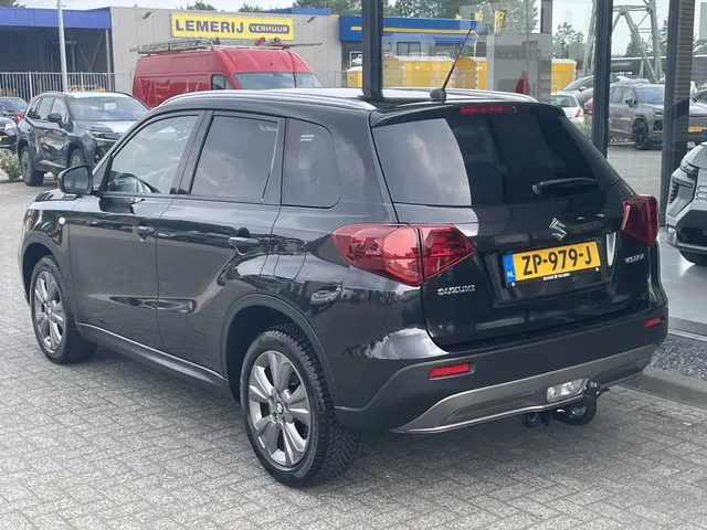 Suzuki Vitara 1.0 B.jet Select Automaat VERKOCHT