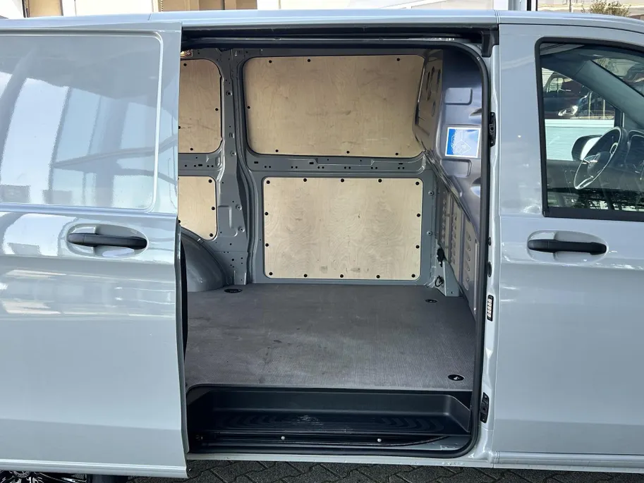 Mercedes-Benz Vito 116 CDI L1 SELECT 18'LM VELGEN