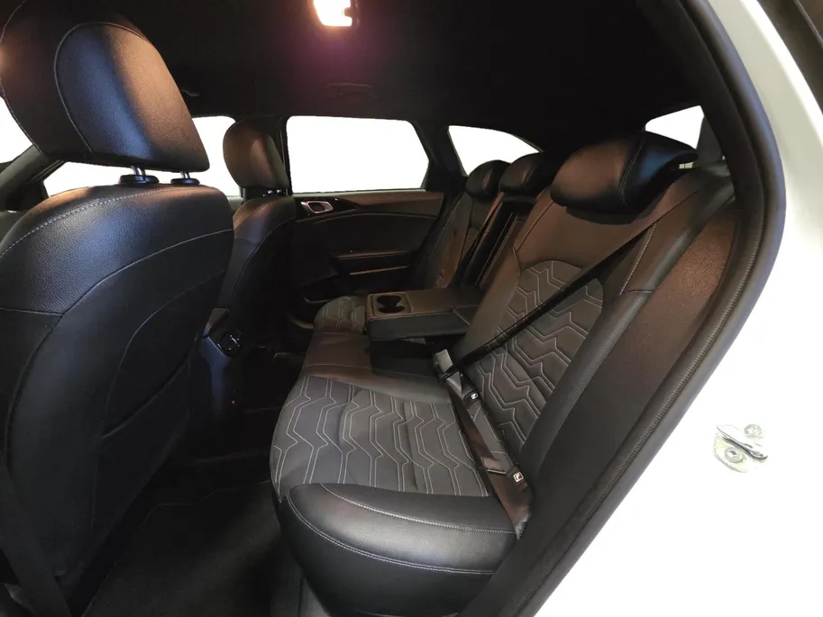 Kia Ceed Sportswagon 1.0 T-GDi Design Edition | Dodehoek Detectie | JBL | Cruise Control Adaptief | Carplay | Camera |